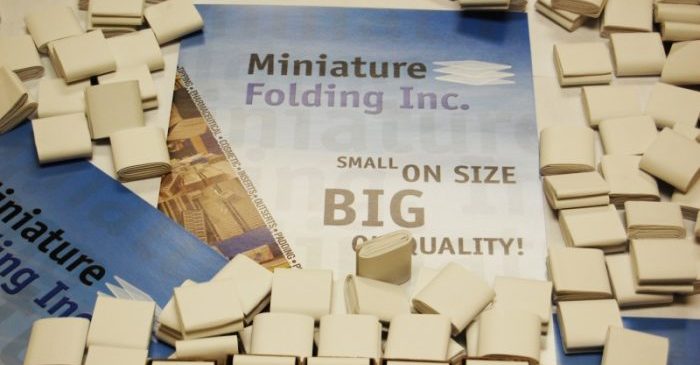 twinsert-Twinserting-labelling-outsert-miniature-folding